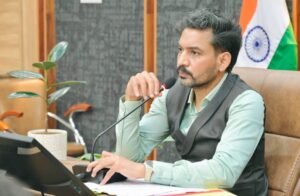 aapda-nyooneekran-ke-lie-rivr-drejing-pr-jor-tendr-prkriya.jpg