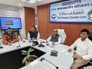 aaj-panch-jnpdon-ke-lie-orenj-alrt-schiv-aapda-prbandhn.jpg