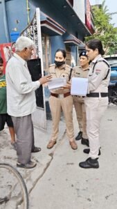dehradoon-men-pulis-ka-vyapk-styapn-abhiyan-147-bhvn-svamiyon.jpg