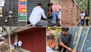emdeedeee-ka-avaidh-nirmaanon-pr-bada-prhar-sat-sthanon-pr.jpg