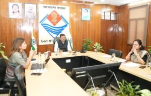 vidyalyon-men-ho-sthayee-shikshk-aur-sud-dh-shaikshanik-vyvsthah-mukhy.jpg